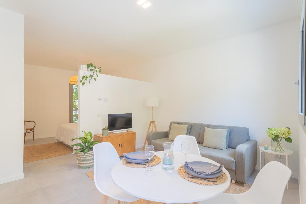 Ginepro & Salvia Apartments In Como By Rent All Комо Екстериор снимка