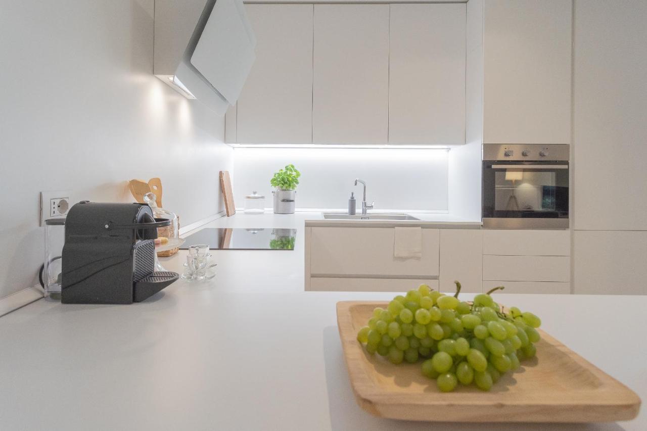 Ginepro & Salvia Apartments In Como By Rent All Комо Екстериор снимка
